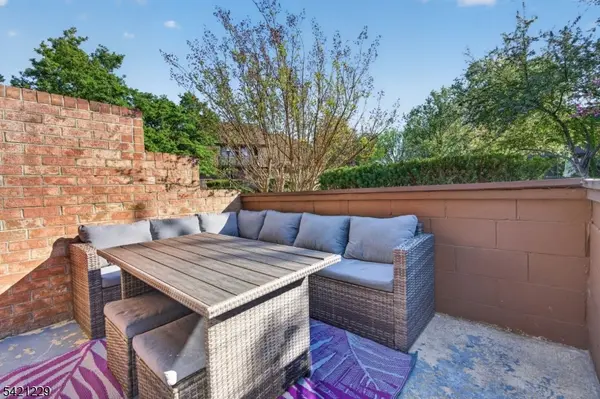 66 Kingsberry Dr #66, Franklin Twp., NJ 08873