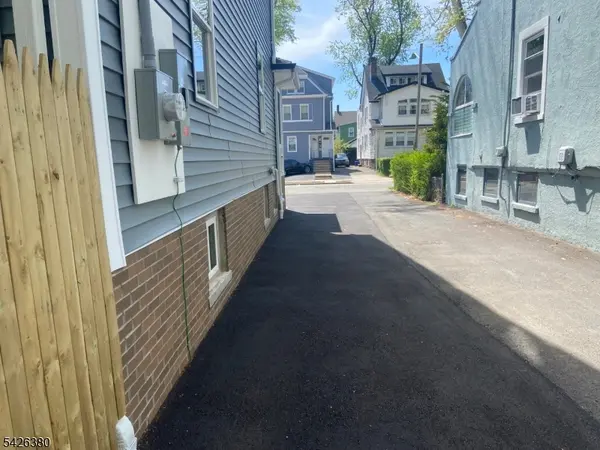 6 Melrose Ave, East Orange City, NJ 07018