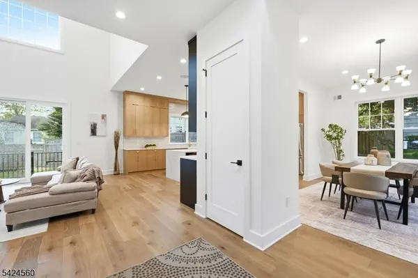 1284 Woodside Rd, Scotch Plains Twp., NJ 07076