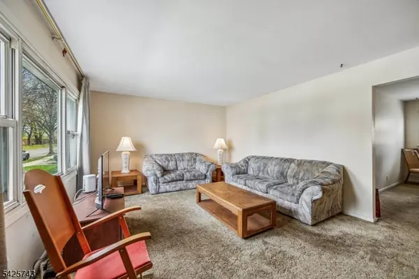 31 Division St, Bloomfield Twp., NJ 07003