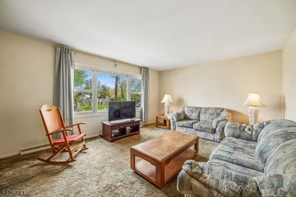 31 Division St, Bloomfield Twp., NJ 07003