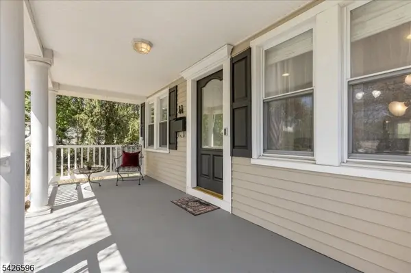 44 Maple Ave, Flemington Boro, NJ 08822