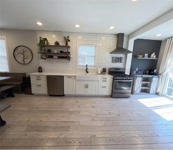 517 Beach 129th ST, Rockaway Beach, NY 11694