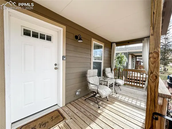 218 W Thurlow AVE, Cripple Creek, CO 80813