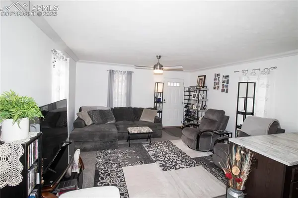 218 W Thurlow AVE, Cripple Creek, CO 80813