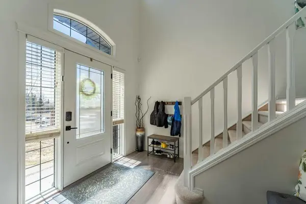 322 Rockyspring CIR NW, Calgary, AB T3G 6A2