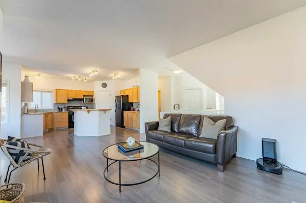 322 Rockyspring CIR NW, Calgary, AB T3G 6A2