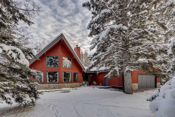 51 Manyhorses DR, Rural Rocky View County, AB T3Z 1A2