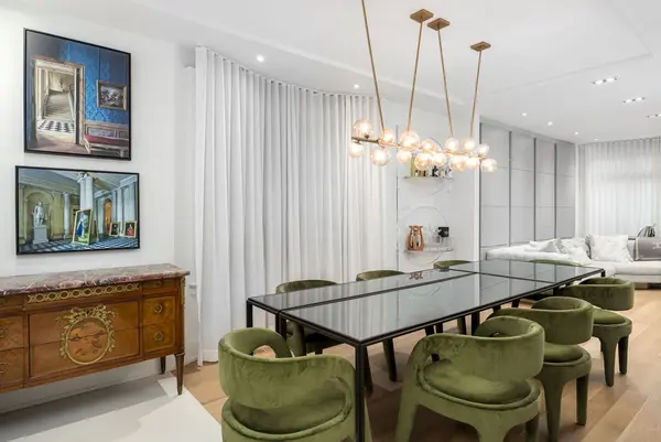 131 Balmoral AVE, Toronto C02, ON M4V 1J5