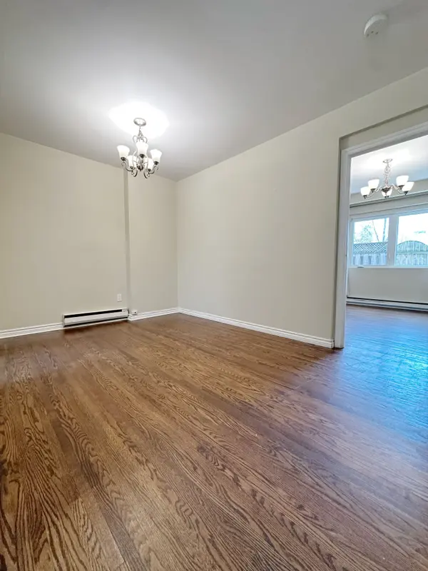 53 Godstone RD #119, Toronto C15, ON M2J 3C8