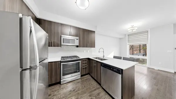 23 Eldora AVE #74, Toronto C07, ON M2M 0B5