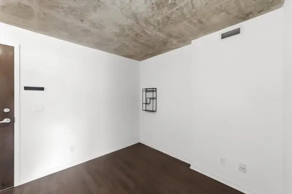 170 Sudbury ST #702, Toronto C01, ON M6J 0A1