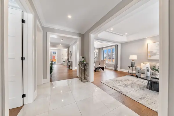 33 North ST, Whitby, ON L1M 1C2