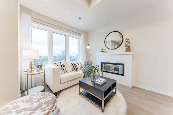 152 Matawin LN, Richmond Hill, ON L4B 0H8