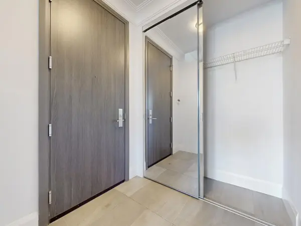 15 Water Walk DR #901, Markham, ON L6G 0G2