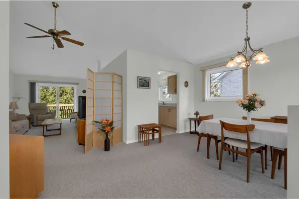 42 Webb ST, Barrie, ON L4N 6V2