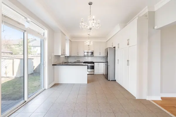 135 Prince William WAY, Barrie, ON L4M 7H6