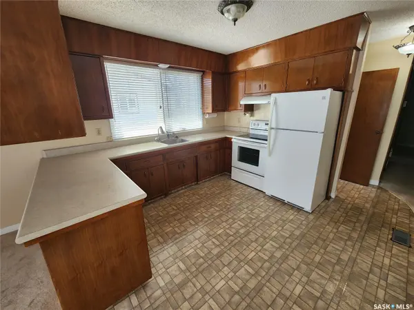 503 1st AVENUE E, Lampman, SK S0C 1N0