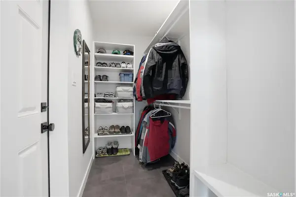 38 Huber DRIVE, Edenwold Rm No.158, SK S4L 0E7