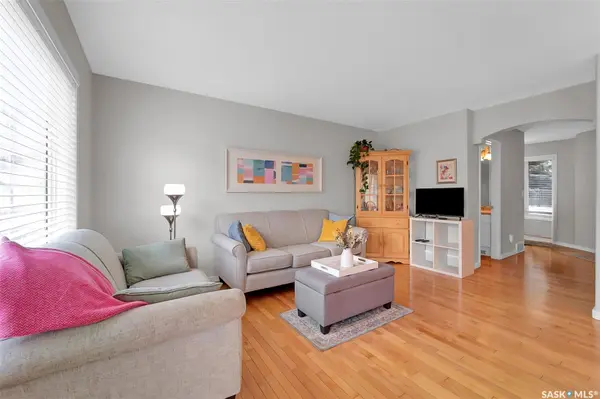 615 Kenderdine ROAD #206, Saskatoon, SK S7N 4V1