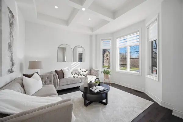 67 Degrey DR, Brampton, ON L6P 0L2