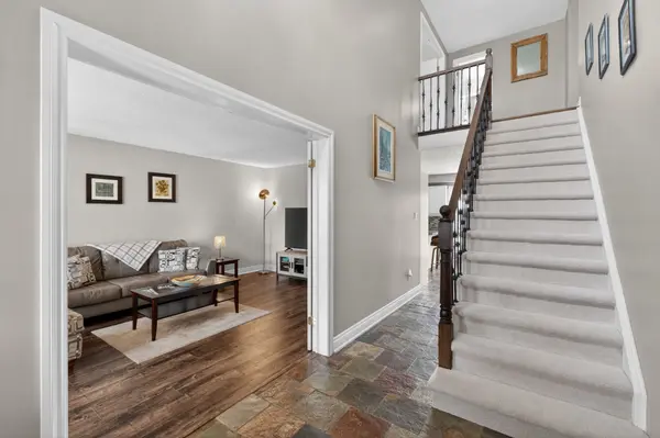 70 Hunter RD, Orangeville, ON L9W 5C5