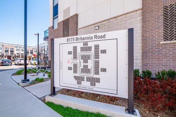 1585 Rose WAY #103, Milton, ON L9T 7E7