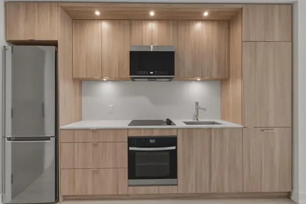 25 Cordova AVE #1714, Toronto W08, ON M9A 0E5