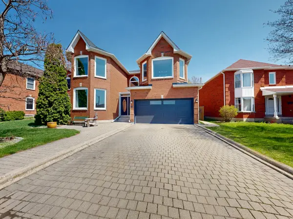 9 Laidlaw AVE, Brampton, ON L6S 5W1