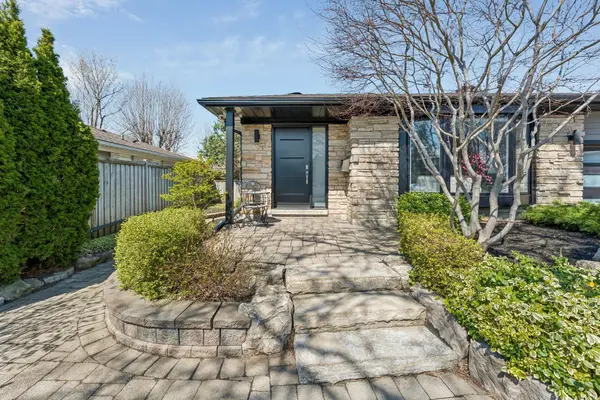 43 Ferndale CRES, Brampton, ON L6W 1G1