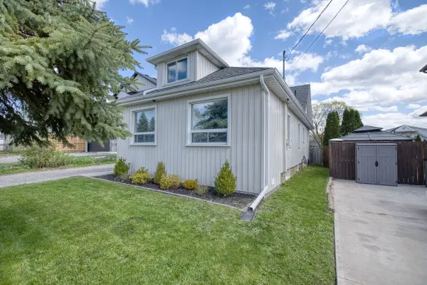 212 Morton ST, Thorold, ON L2V 1C7