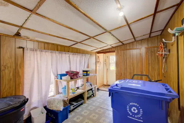 221 Lambton ST E, West Grey, ON N0G 1R0