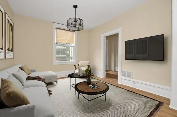 481 Cambridge ST S, Dows Lake - Civic Hospital And Area, ON K1S 4H6