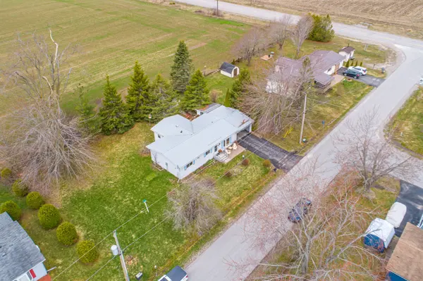 4 Vista DR, Kawartha Lakes, ON K9V 4R1