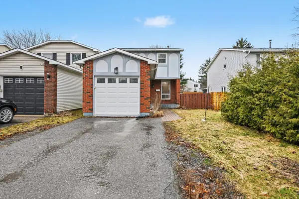 6 Wolfgang DR, Barrhaven, ON K2J 1T1
