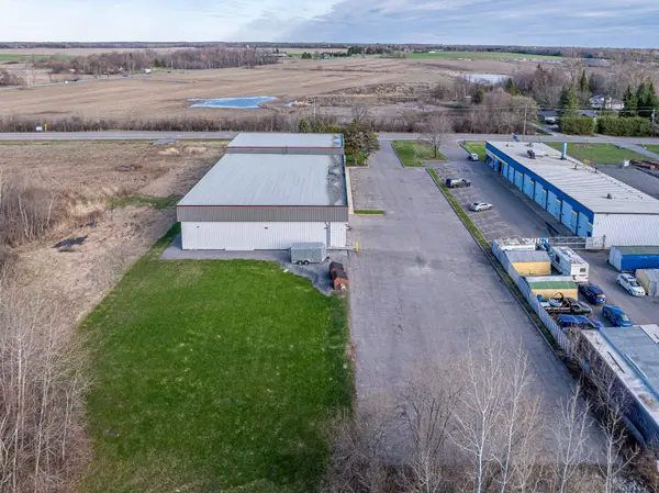 5935 Ottawa ST, Stittsville - Munster - Richmond, ON K0A 2Z0