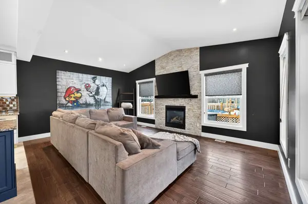 700 Stonehenge ST, Kingston, ON K7P 0B2