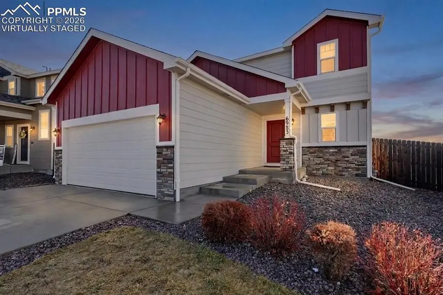 6983 Winnicut DR, Colorado Springs, CO 80925