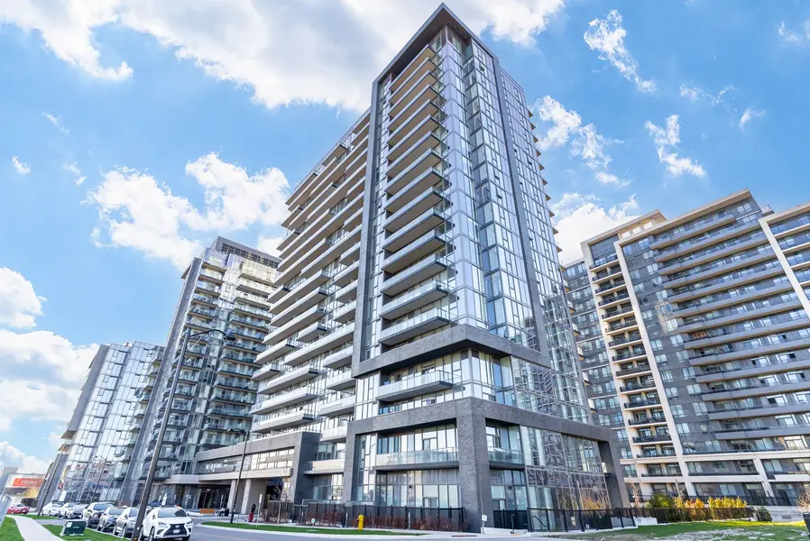 20 Gatineau DR #1010, Vaughan, ON L4J 0L3