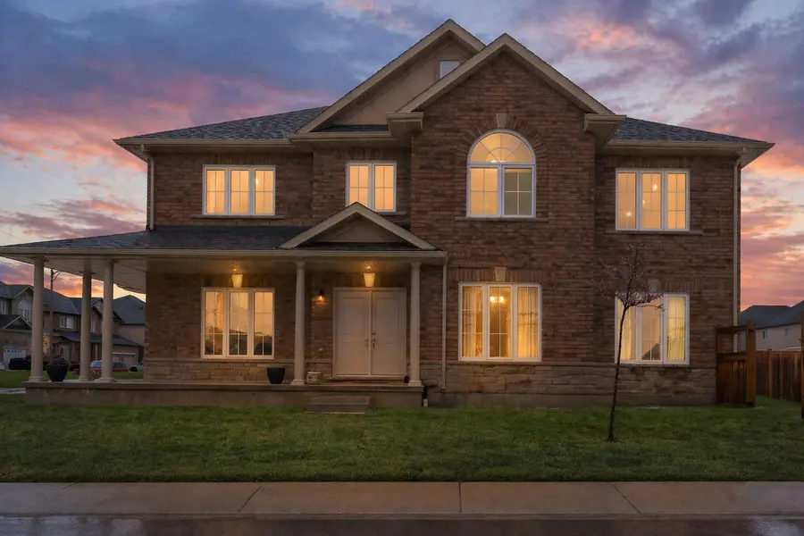 79 Dolomiti CT, Hamilton, ON L0R 1P0