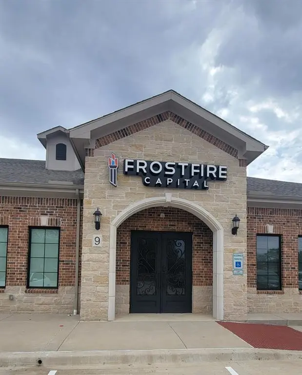 2797 S Stonebridge Drive #9, Mckinney, TX 75072