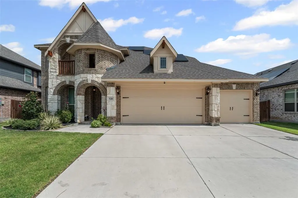 520 Ridgewater Trail, Fort Worth, TX 76131