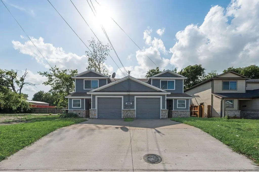 703 N Tennessee Street #A-B, Mckinney, TX 75069