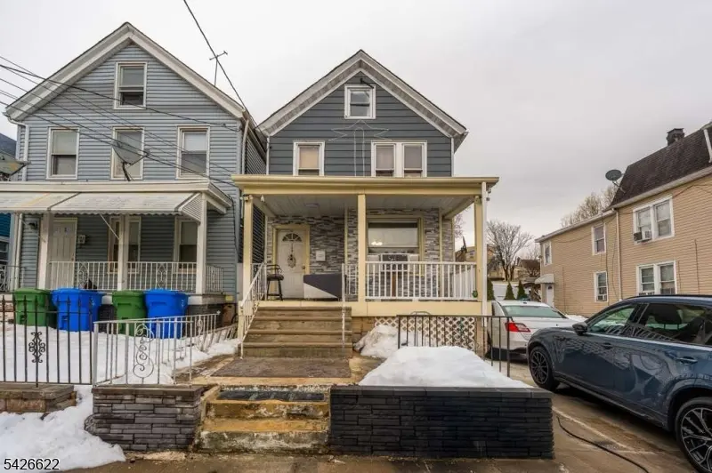 180 State St, Perth Amboy City, NJ 08861