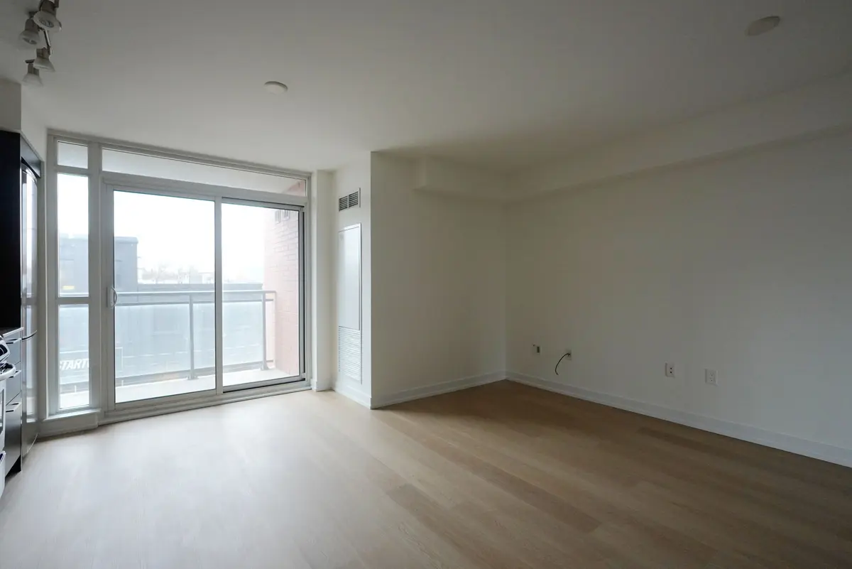 775 King ST W #316, Toronto C01, ON M5V 1N4