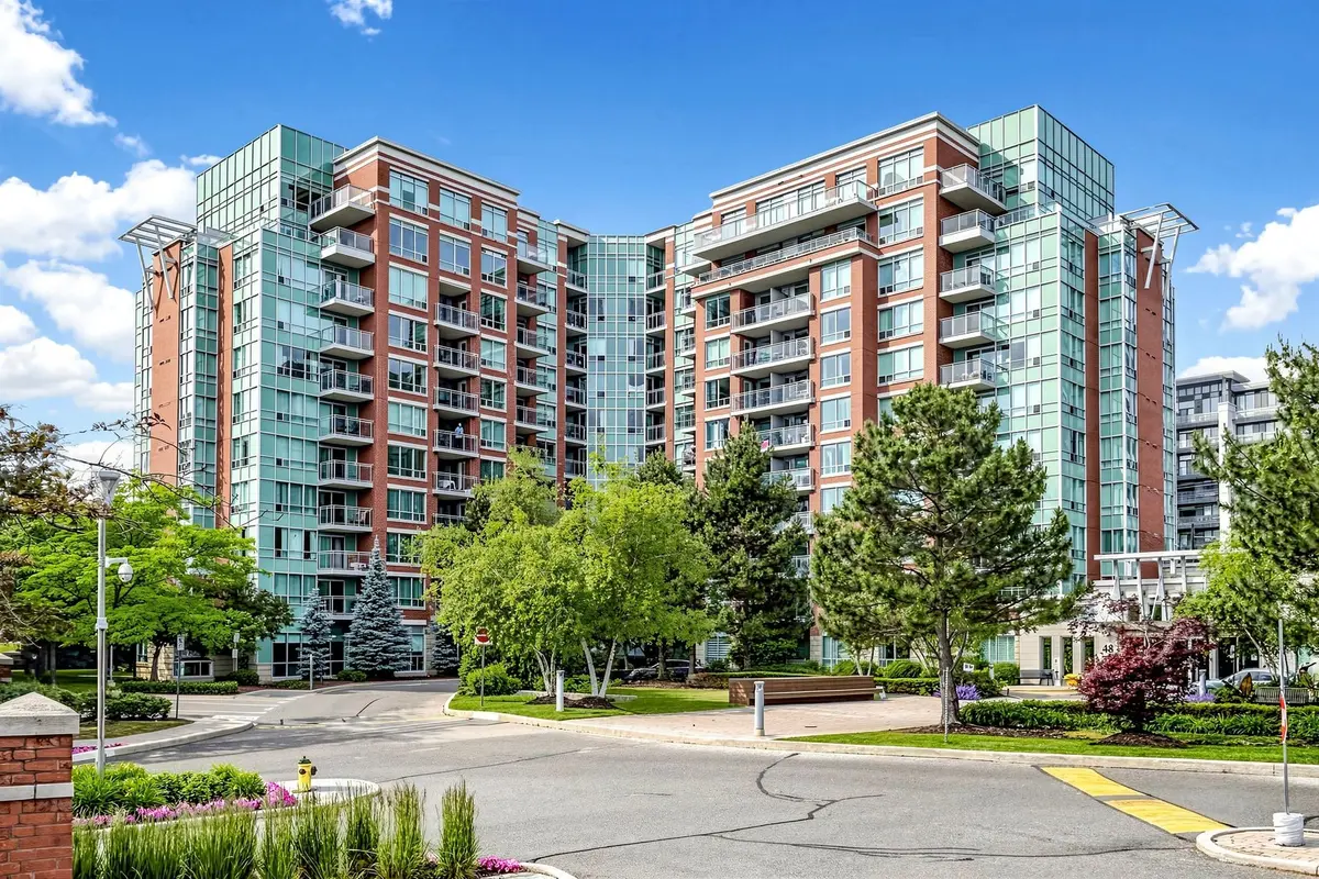48 Suncrest BLVD #911, Markham, ON L3T 7Y5