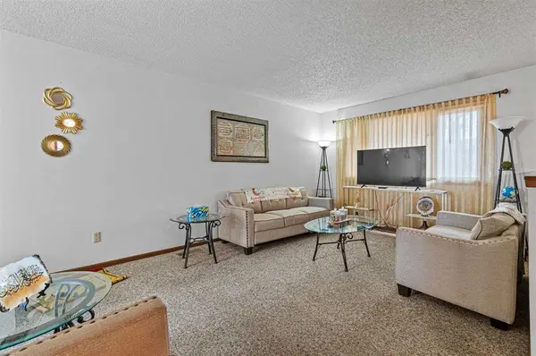1456 Aber Ave, Iowa City, IA 52246