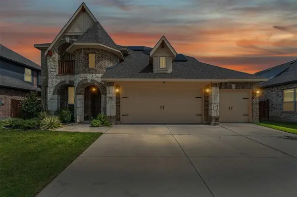 520 Ridgewater Trail, Fort Worth, TX 76131