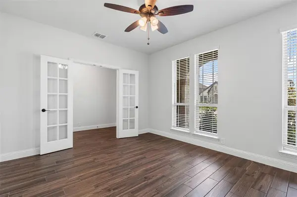 520 Ridgewater Trail, Fort Worth, TX 76131