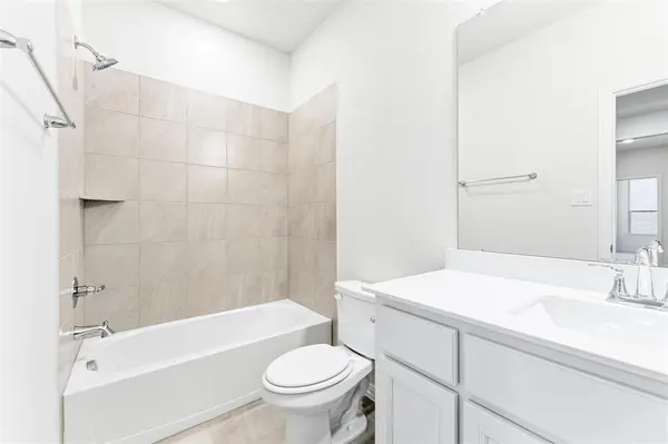 3513 Helena Street, Gainesville, TX 76240